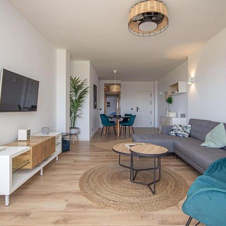 Wonderful 2 Bed Apartment With Stunning Sea Views Sitio de Calahonda Dış mekan fotoğraf