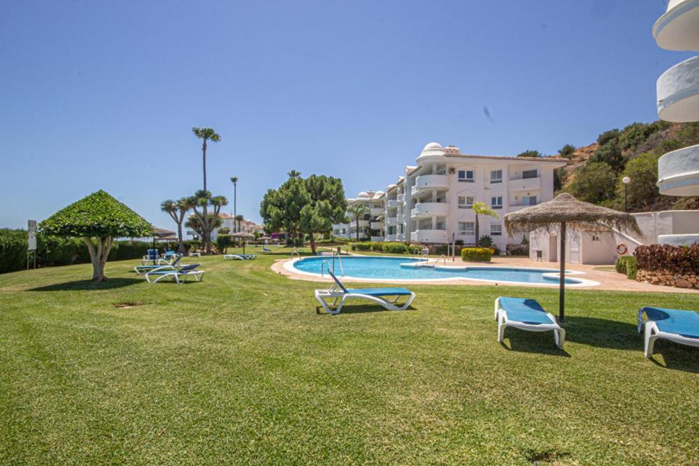 Wonderful 2 Bed Apartment With Stunning Sea Views Sitio de Calahonda Dış mekan fotoğraf